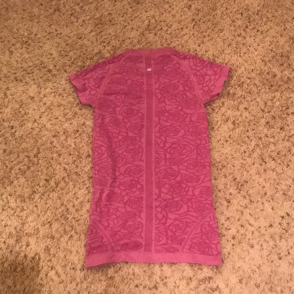 Lululemon Swiftly Tech Shirt